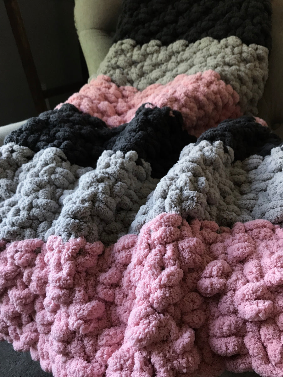 Chalk Pink Blanket | Chunky Knit Blanket