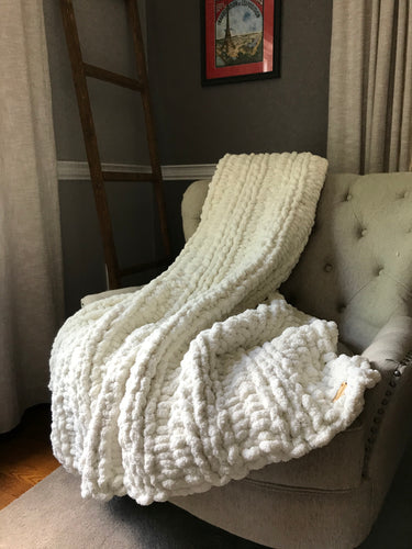 Chunky Knit Blanket | Soft Ivory Knit Throw - Hands On For Homemade