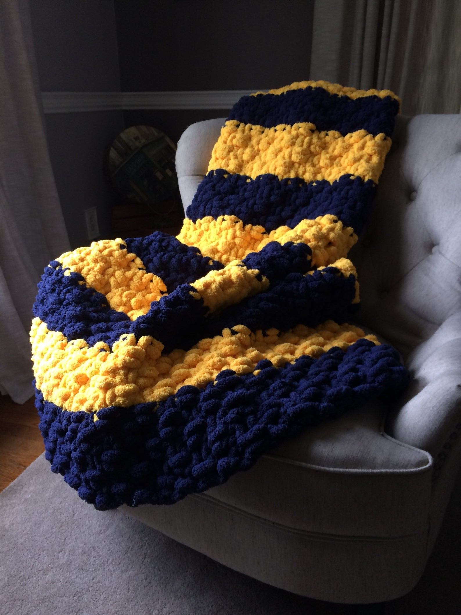 Yellow chunky blanket sale